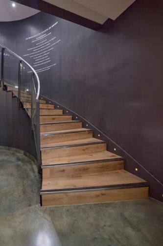 LifeStyle & Arch Taberna BeHer en Pza Ayto. Valencia 16 ·